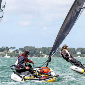 Segeln am Wind mit Jolle Segelboot