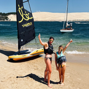 Navigation en famille à Arcachon sur un dériveur familial