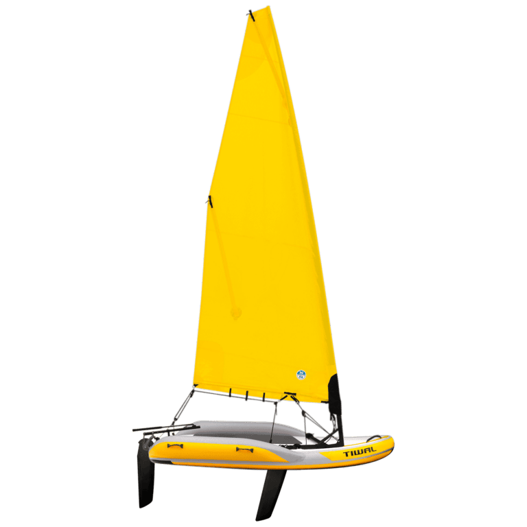 Kleines Segelboot Tiwal 2 mit Rollsegel gelb ohne Grafikdesign