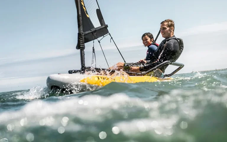 De veelzijdige zeilboot Tiwal 3