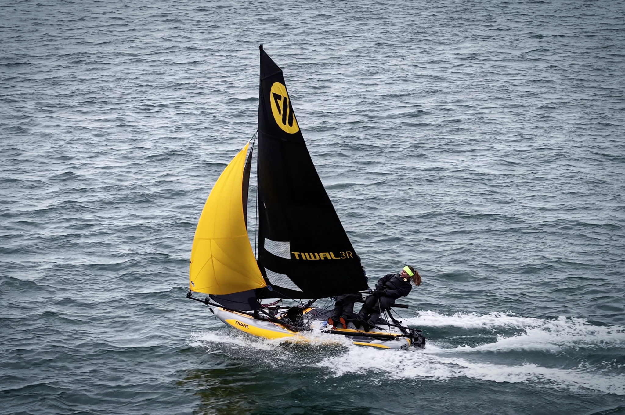 Ergonomics skiff sailboat