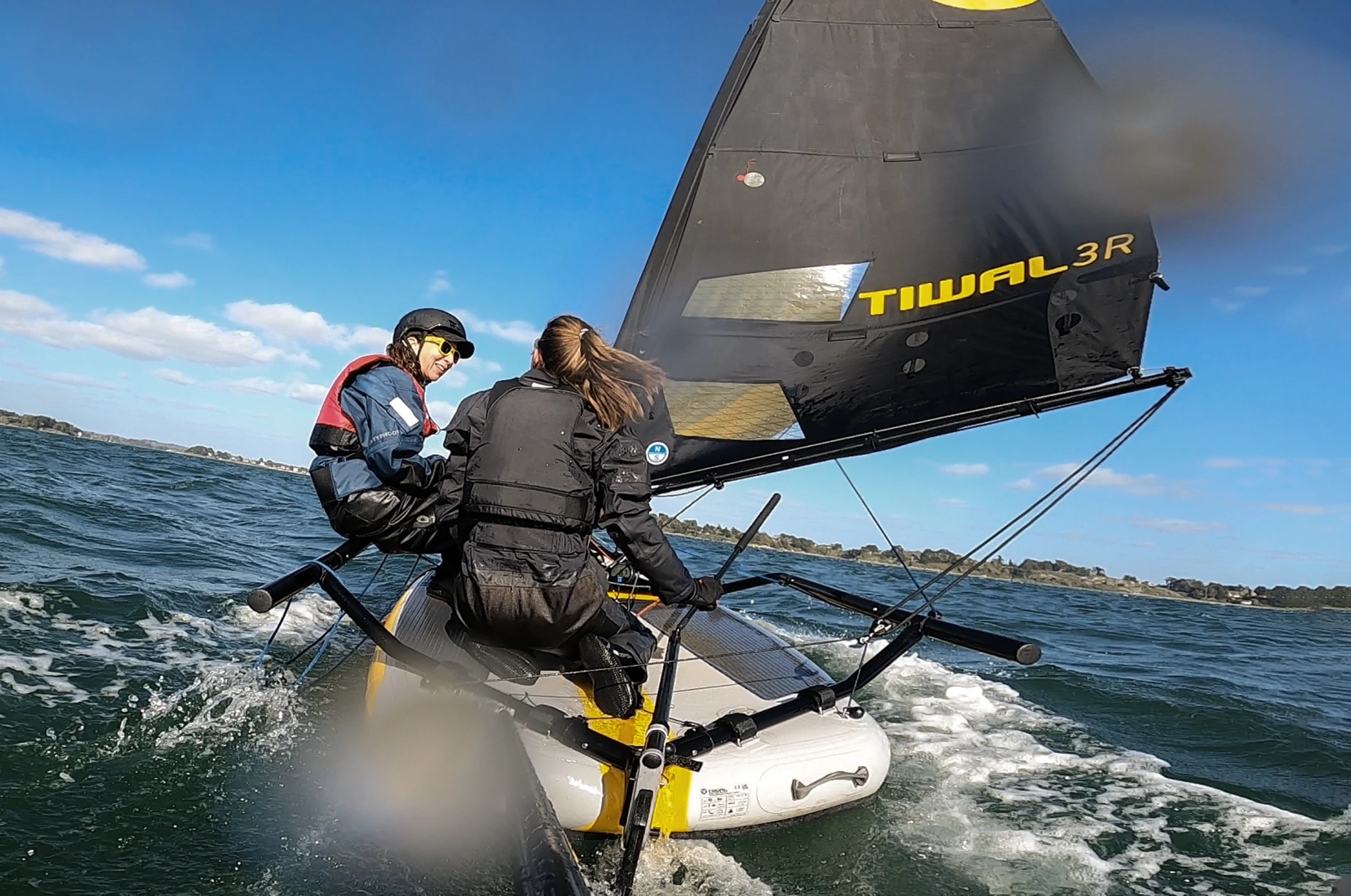 Duo Sailing on Tiwal 3R Max