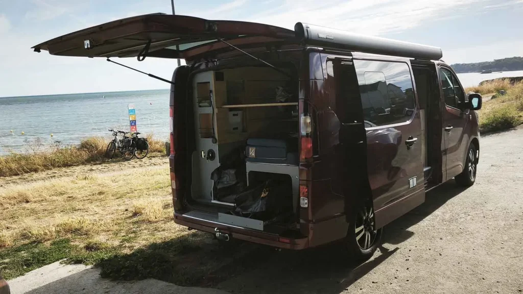 FAQ | How do Tiwal Captains Transport their Tiwal? | Tiwal stowed beneath the bed of a Renault Trafic camper van Tiwal stowed beneath the bed of a Renault Trafic camper van